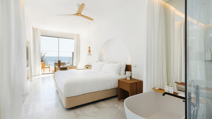 Sunset Master Suite with Private Pool Sea View